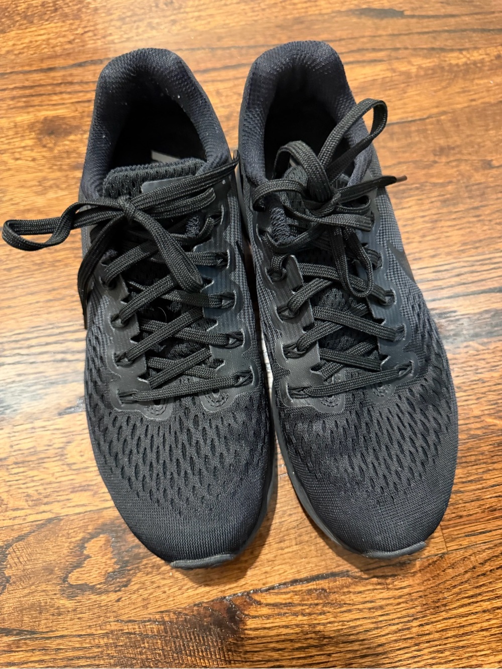 Women’s Black Athletic Running Shoes